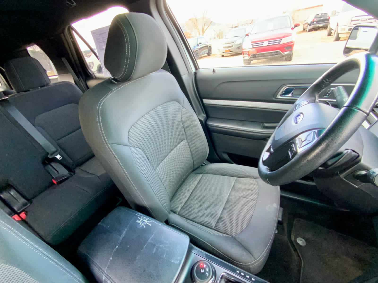 Thumbnail: 2017 Ford Explorer - 30