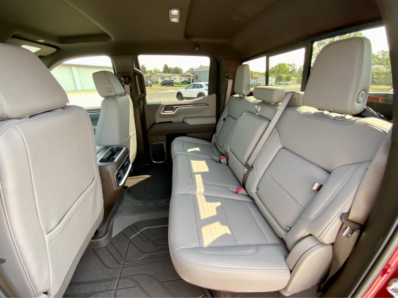 Thumbnail: 2026 Chevrolet Silverado 1500 - 31