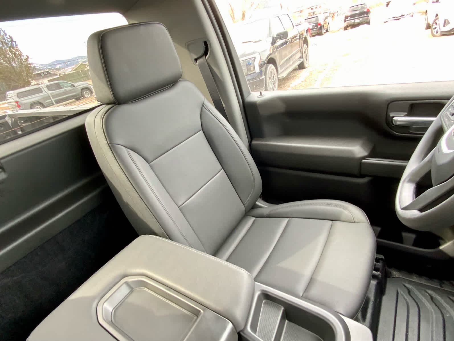 Thumbnail: 2026 GMC Sierra 3500 - 26