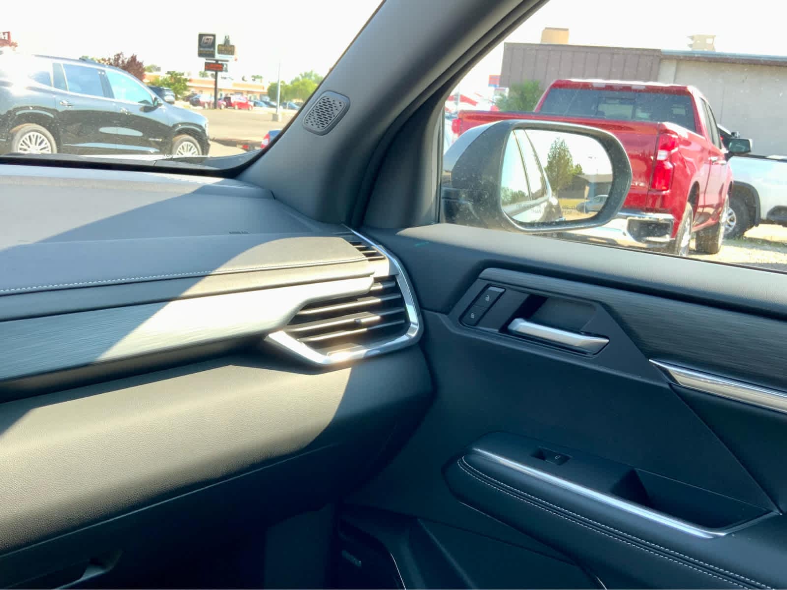 Thumbnail: 2026 GMC Acadia - 42