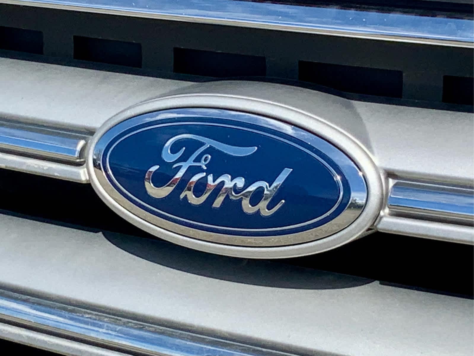 Thumbnail: 2018 Ford Escape - 16