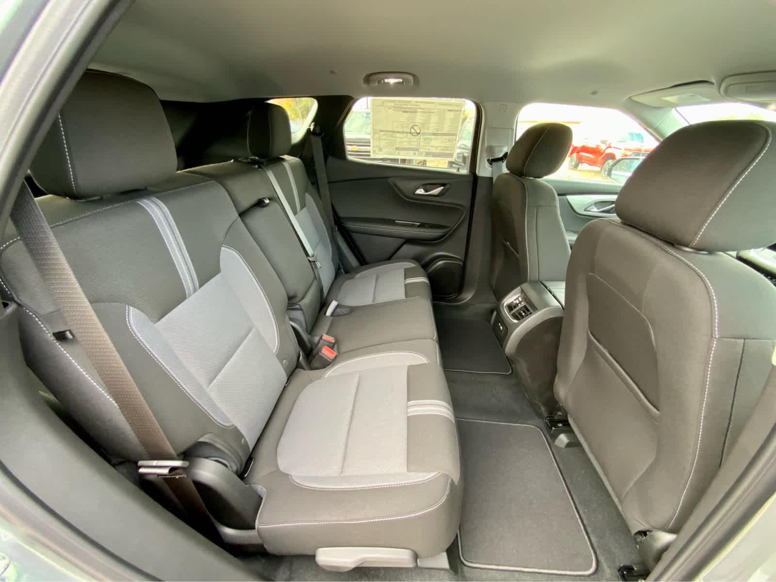 Thumbnail: 2025 Chevrolet Blazer - 28