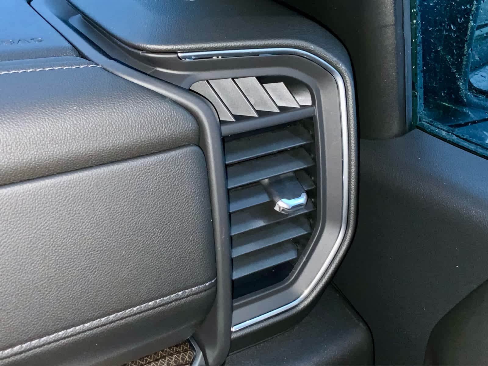 Thumbnail: 2026 Chevrolet Silverado 1500 - 47