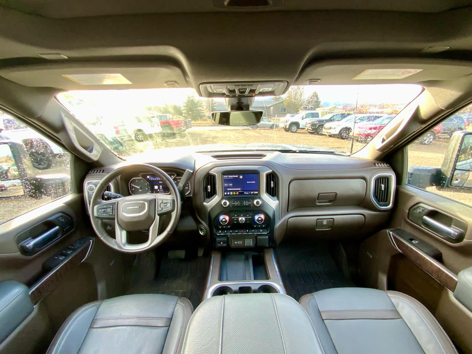 Thumbnail: 2023 GMC Sierra 3500 - 32