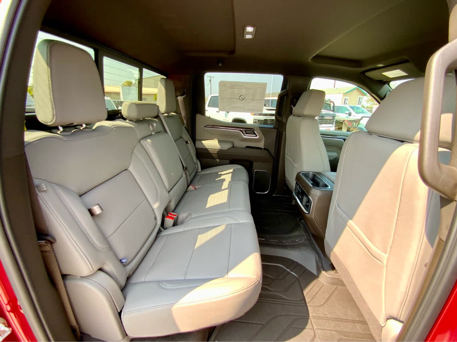 Thumbnail: 2026 Chevrolet Silverado 1500 - 32