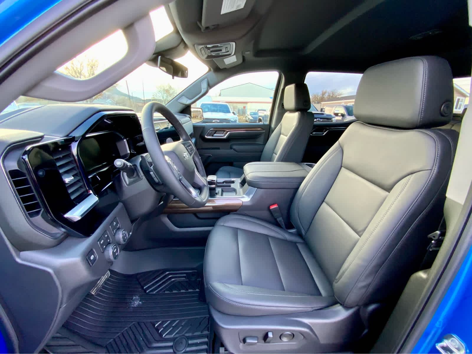 Thumbnail: 2026 Chevrolet Silverado 1500 - 30