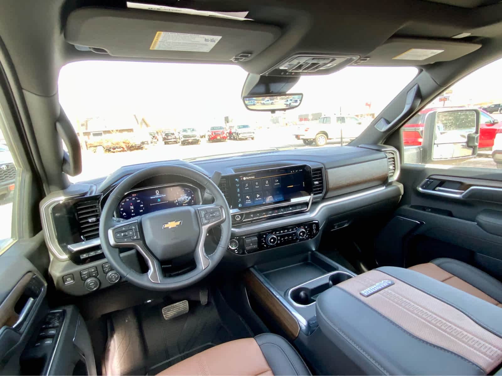 Thumbnail: 2026 Chevrolet Silverado 3500 - 34