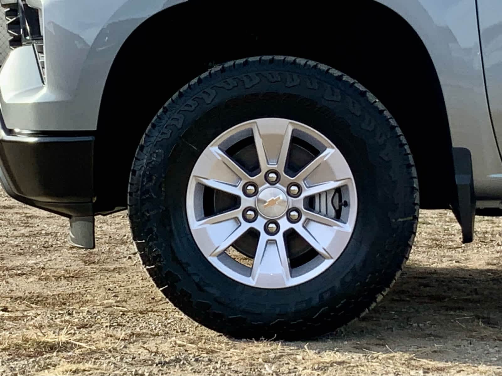 Thumbnail: 2026 Chevrolet Silverado 1500 - 21