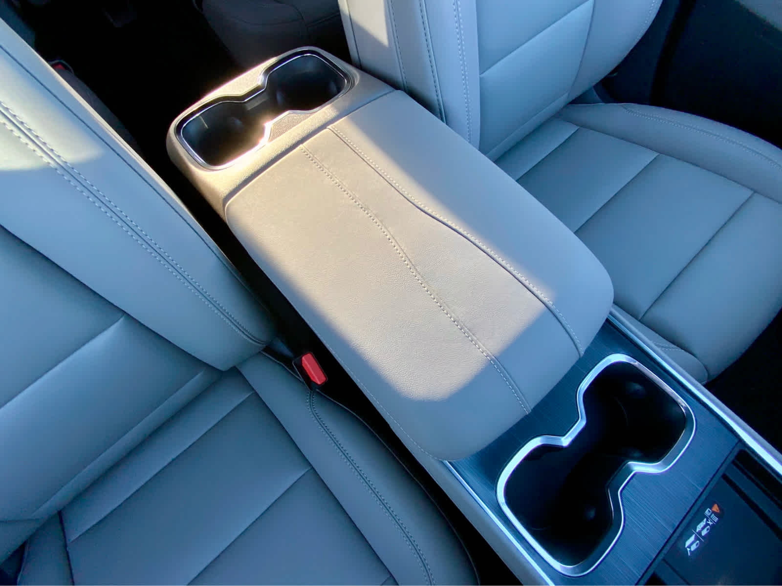 Thumbnail: 2026 GMC Acadia - 38