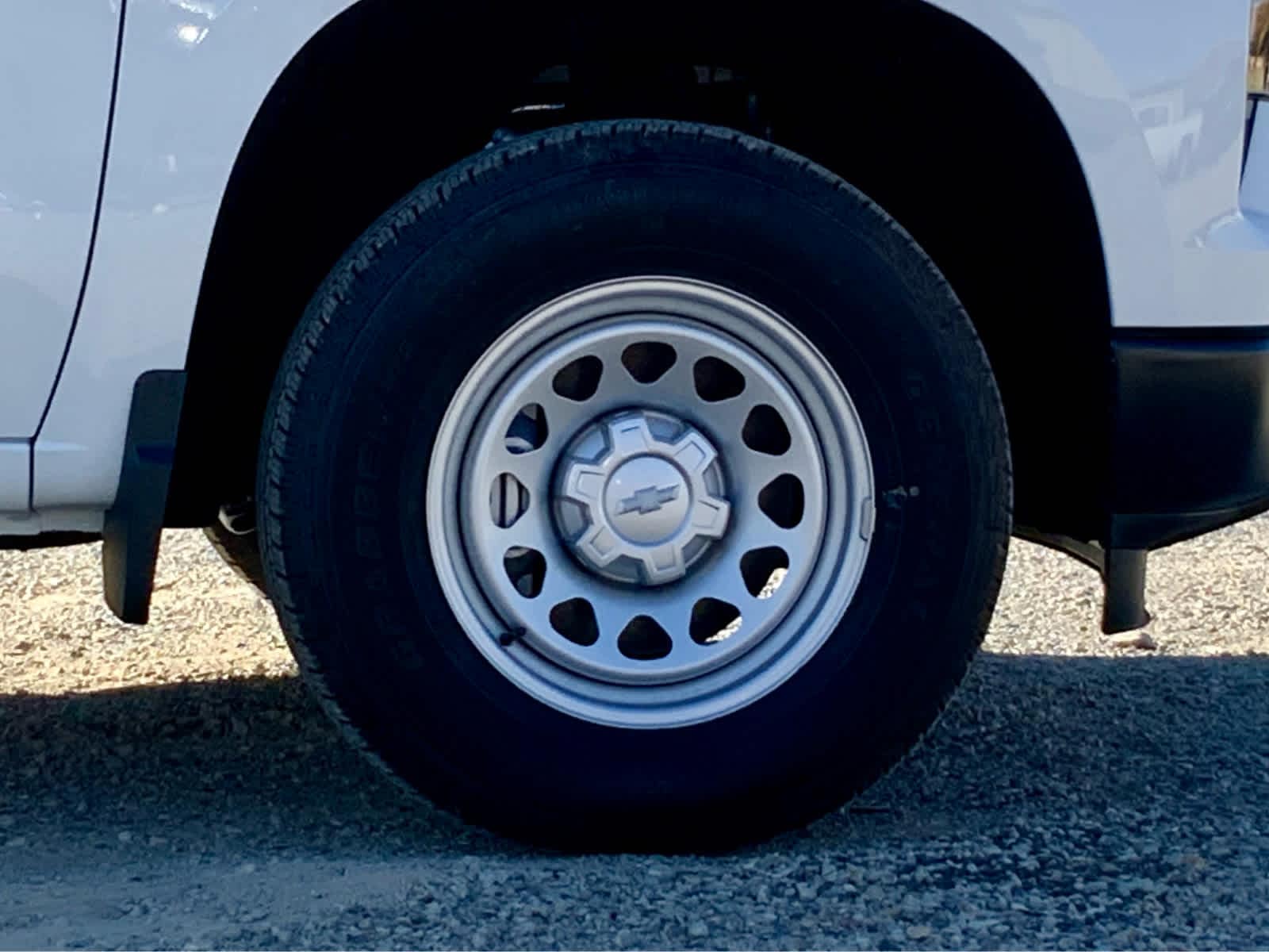 Thumbnail: 2026 Chevrolet Silverado 1500 - 20