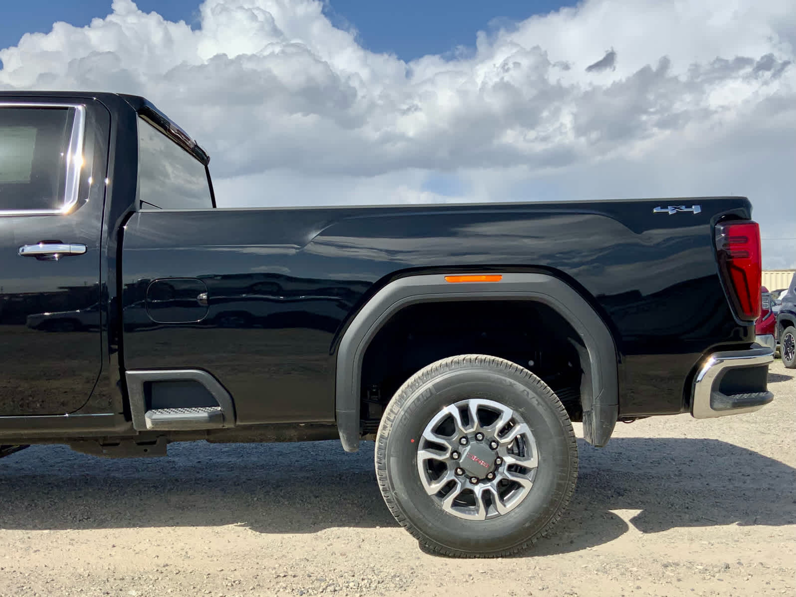 Thumbnail: 2026 GMC Sierra 3500 - 11