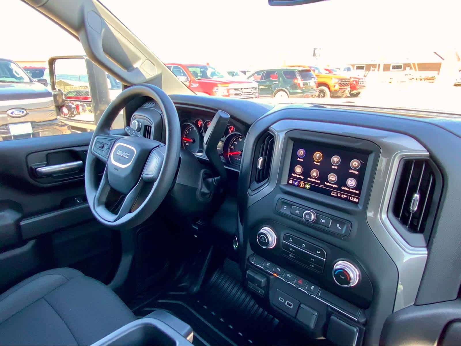 Thumbnail: 2026 GMC Sierra 2500 - 40