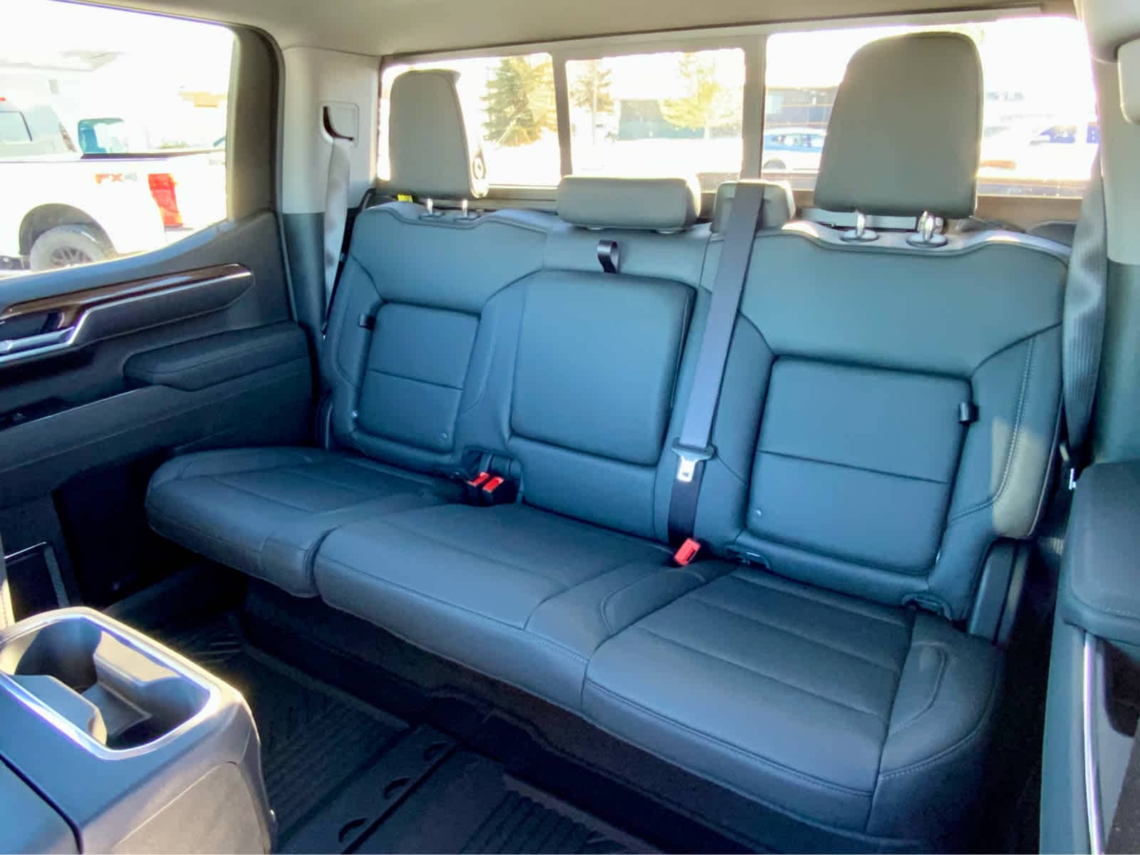 Thumbnail: 2026 Chevrolet Silverado 1500 - 27