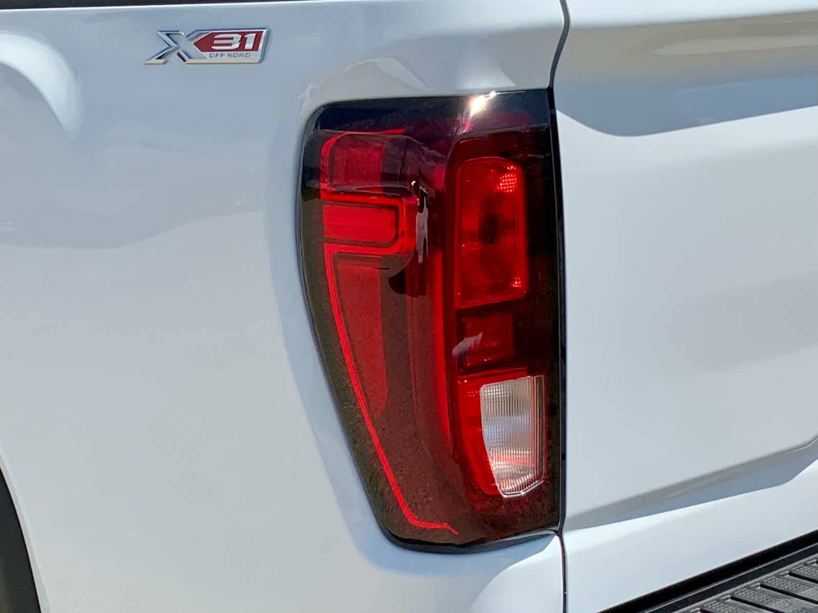 Thumbnail: 2025 GMC Sierra 3500 - 18