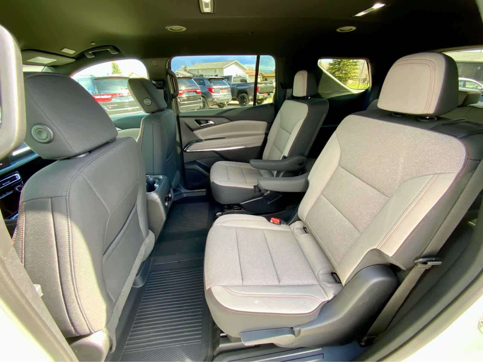 Thumbnail: 2026 Chevrolet Traverse - 25