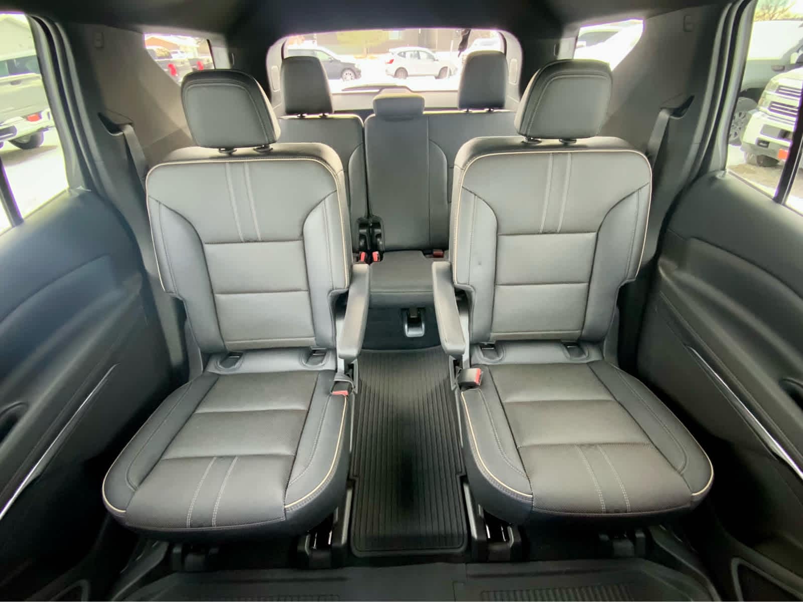 Thumbnail: 2026 Chevrolet Traverse - 35