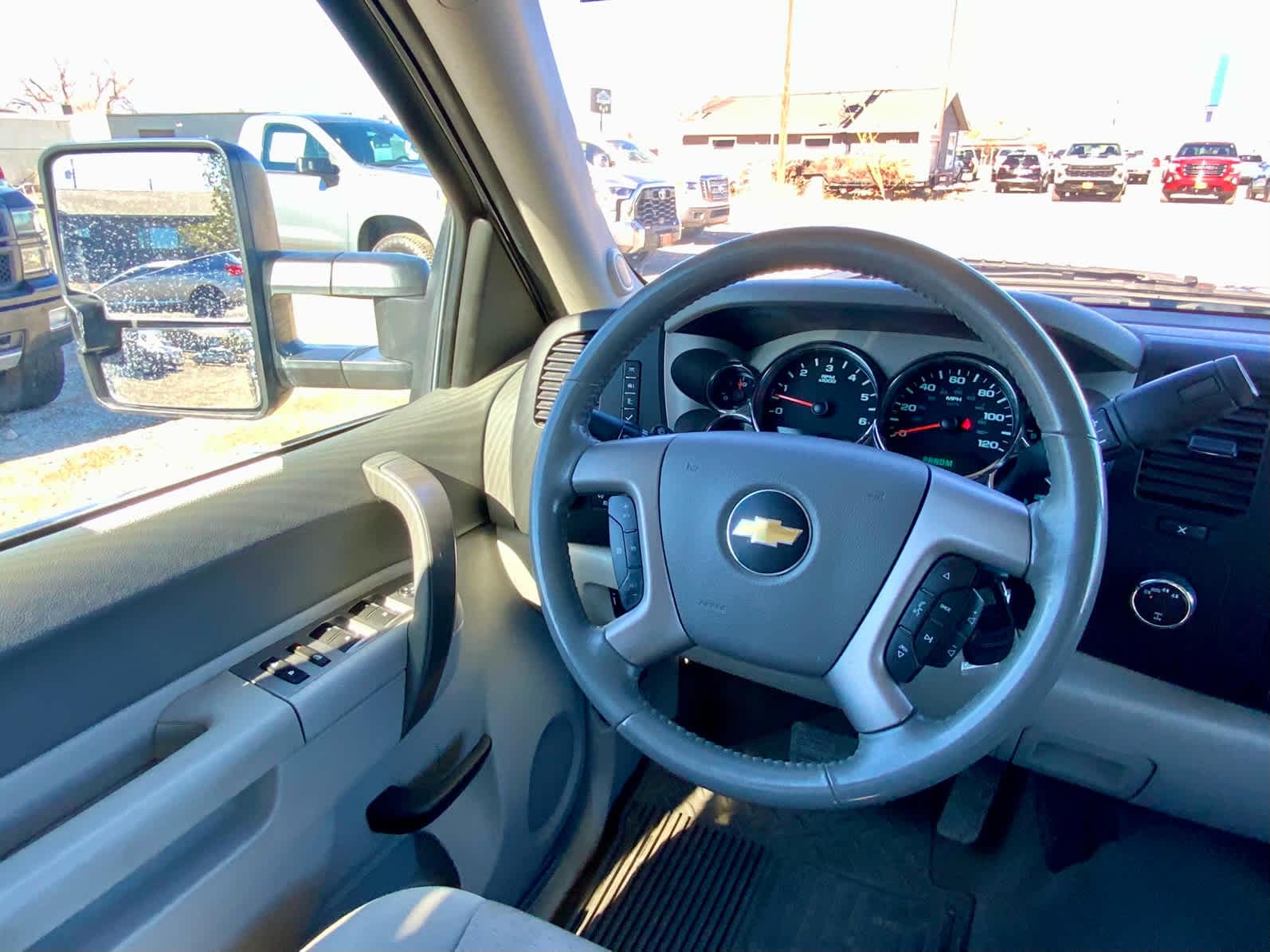 Thumbnail: 2013 Chevrolet Silverado 1500 - 33