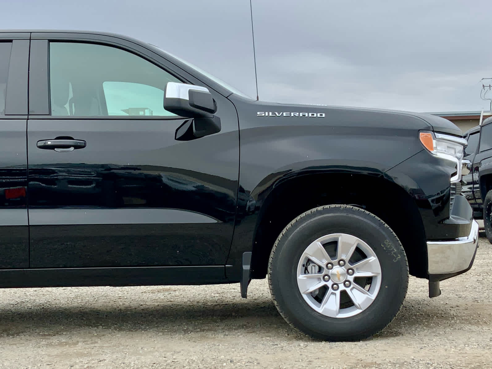 Thumbnail: 2026 Chevrolet Silverado 1500 - 10