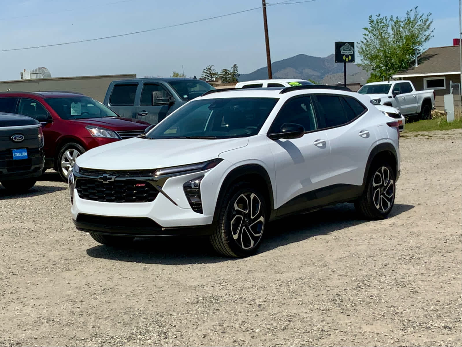 Thumbnail: 2026 Chevrolet Trax - 1