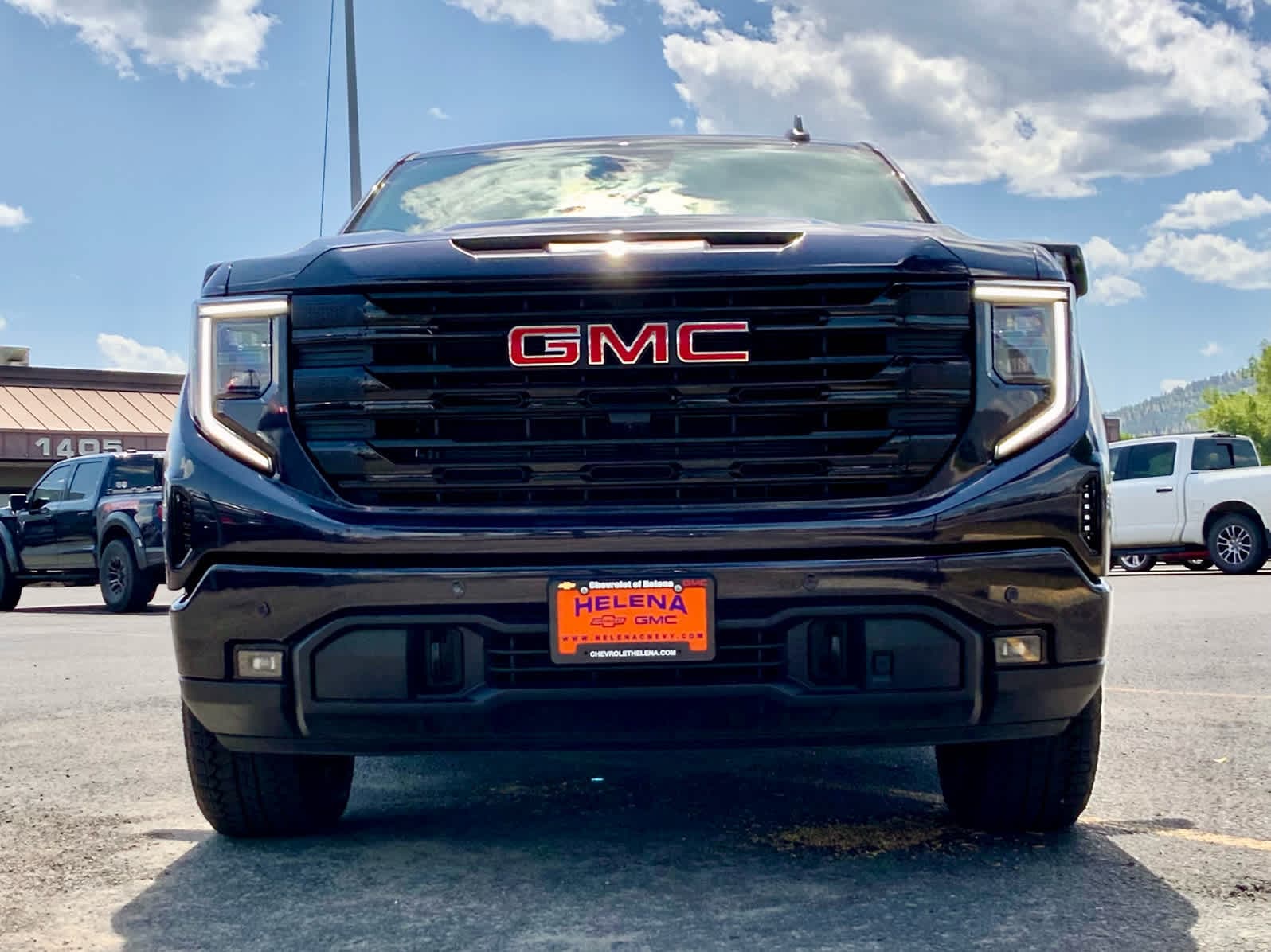 Thumbnail: 2025 GMC Sierra 1500 - 11
