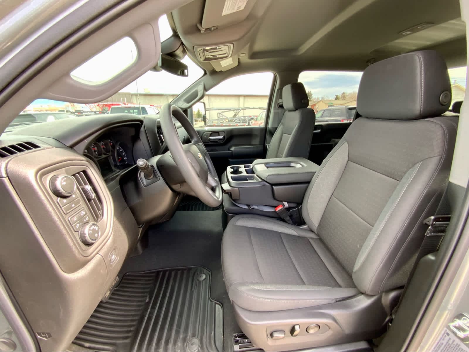 Thumbnail: 2026 Chevrolet Silverado 2500 - 26