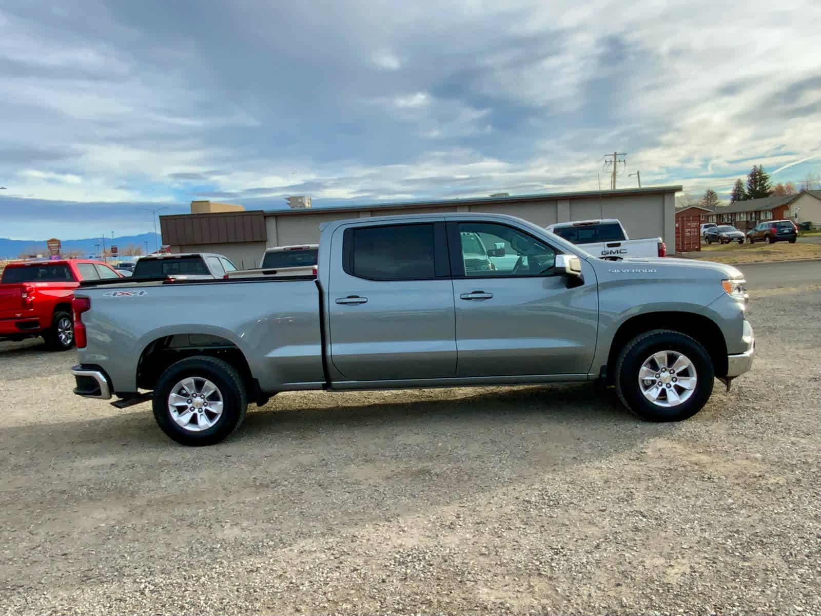 Thumbnail: 2026 Chevrolet Silverado 1500 - 6