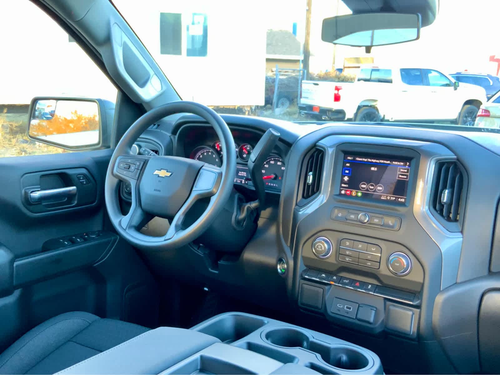 Thumbnail: 2026 Chevrolet Silverado 1500 - 40