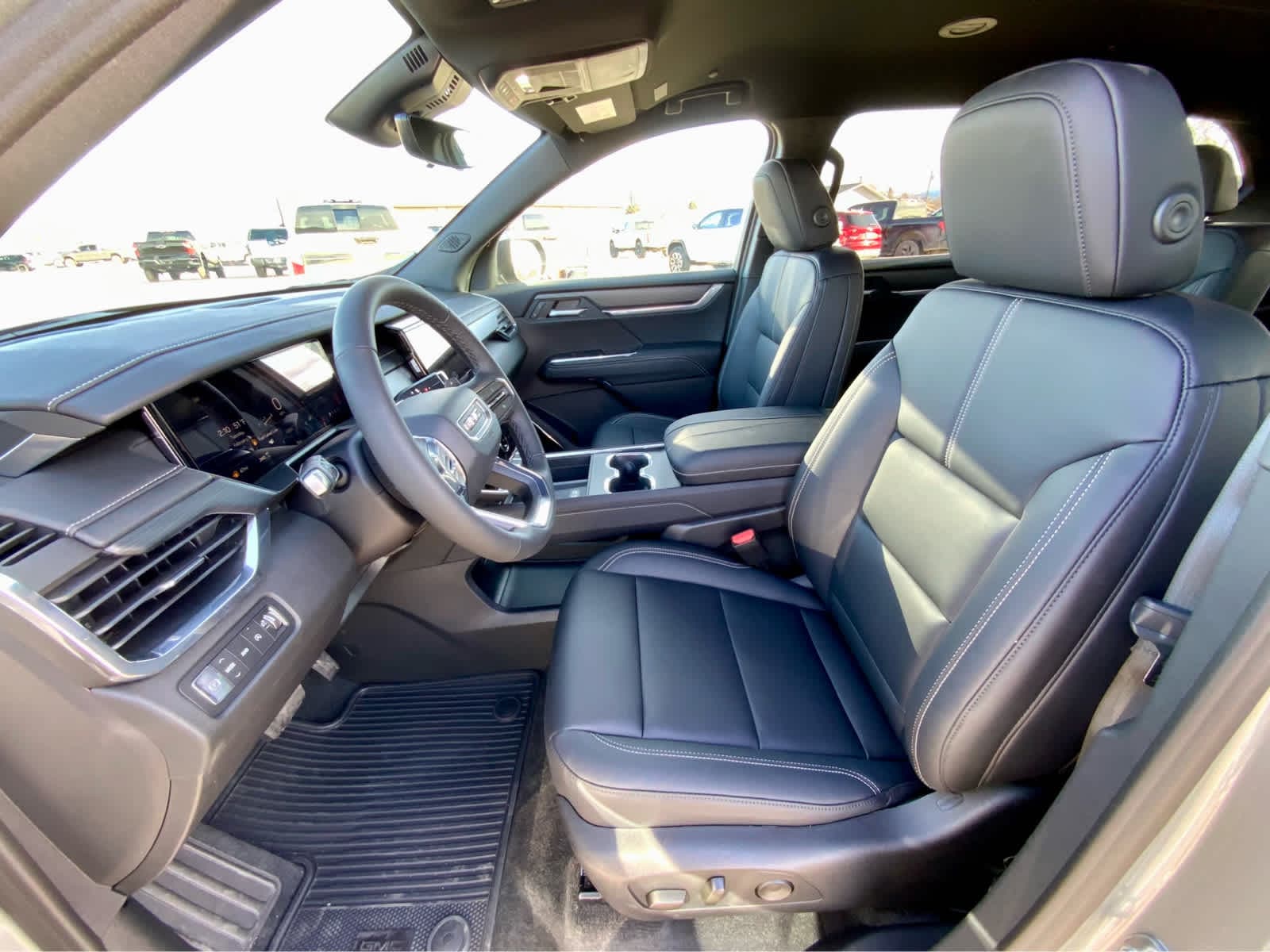 Thumbnail: 2026 GMC Acadia - 26