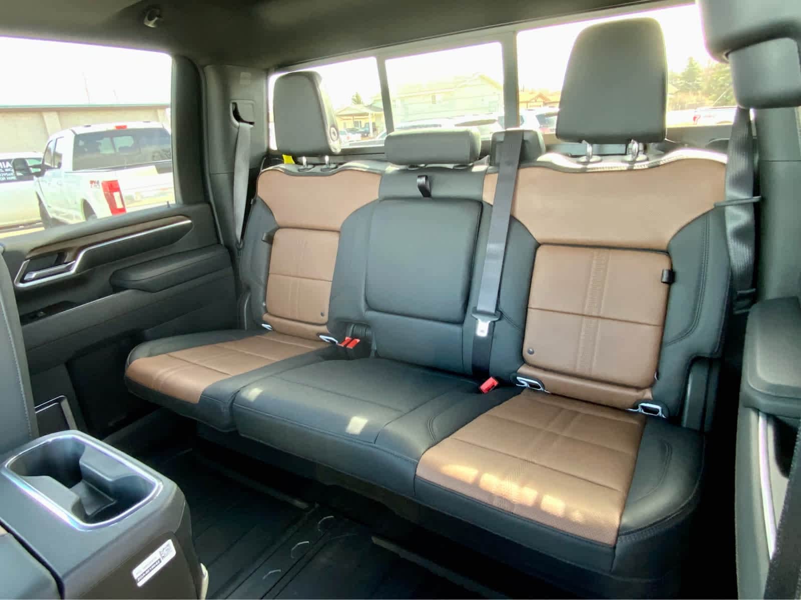 Thumbnail: 2026 Chevrolet Silverado 3500 - 29