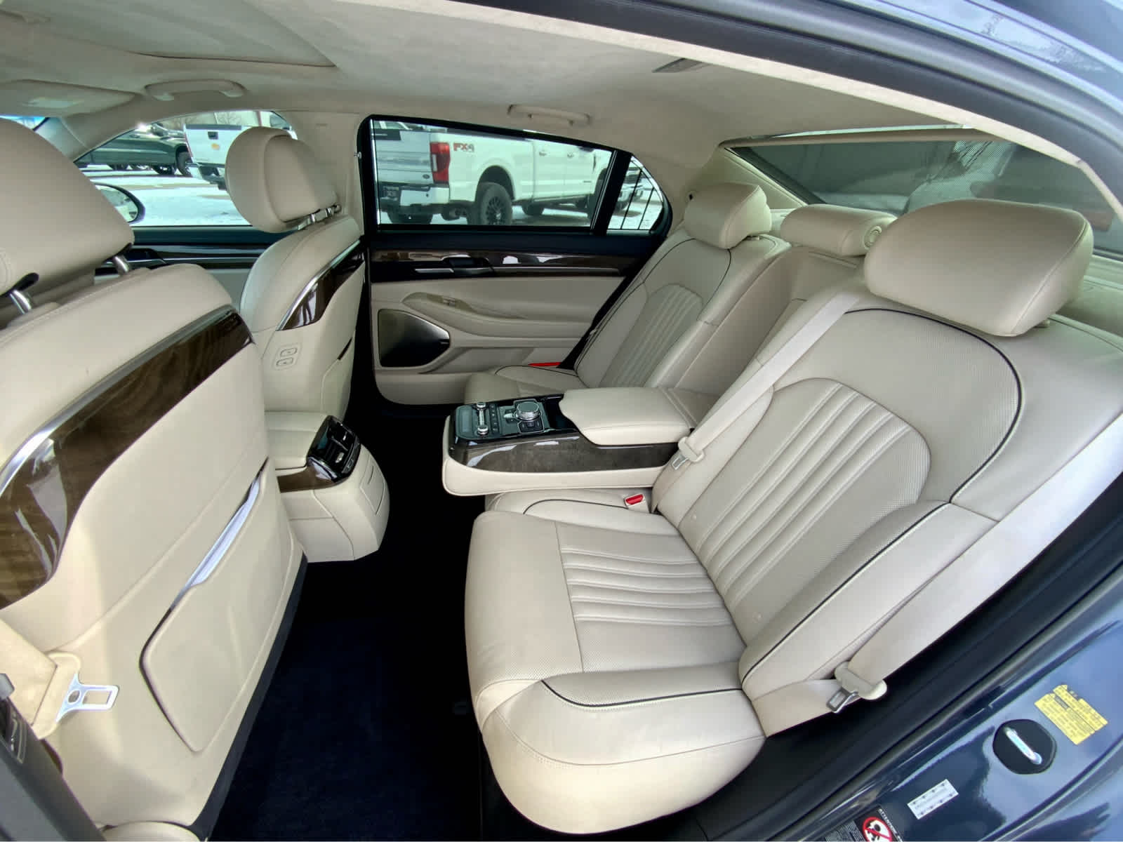 Thumbnail: 2017 Genesis G90 - 25