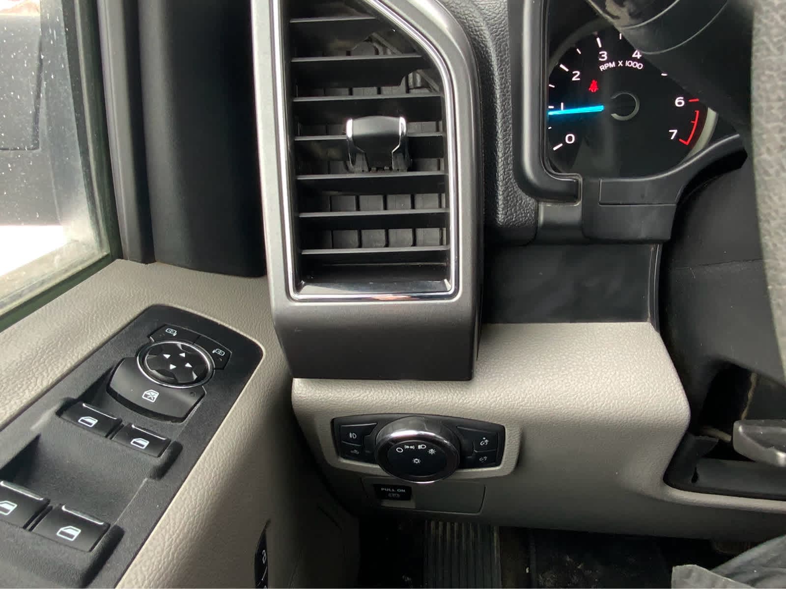 Thumbnail: 2019 Ford F-150 - 23