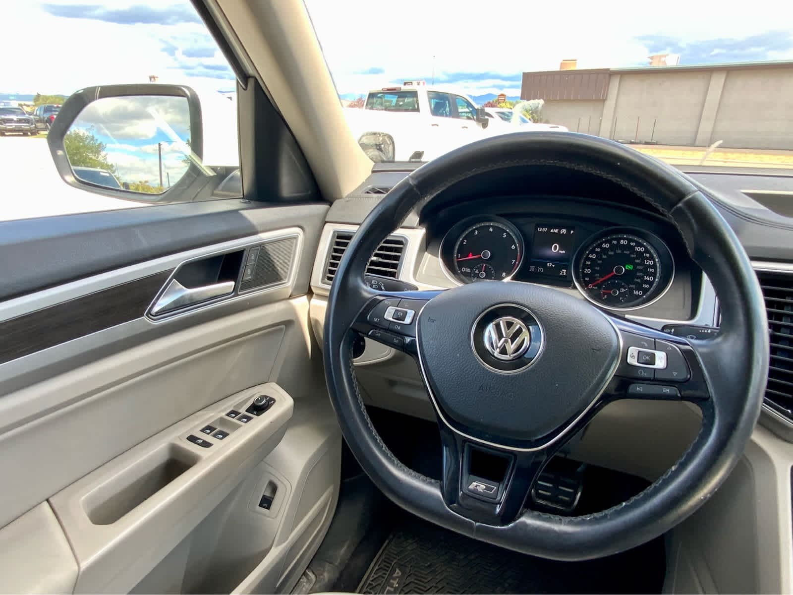 Thumbnail: 2018 Volkswagen Atlas - 41