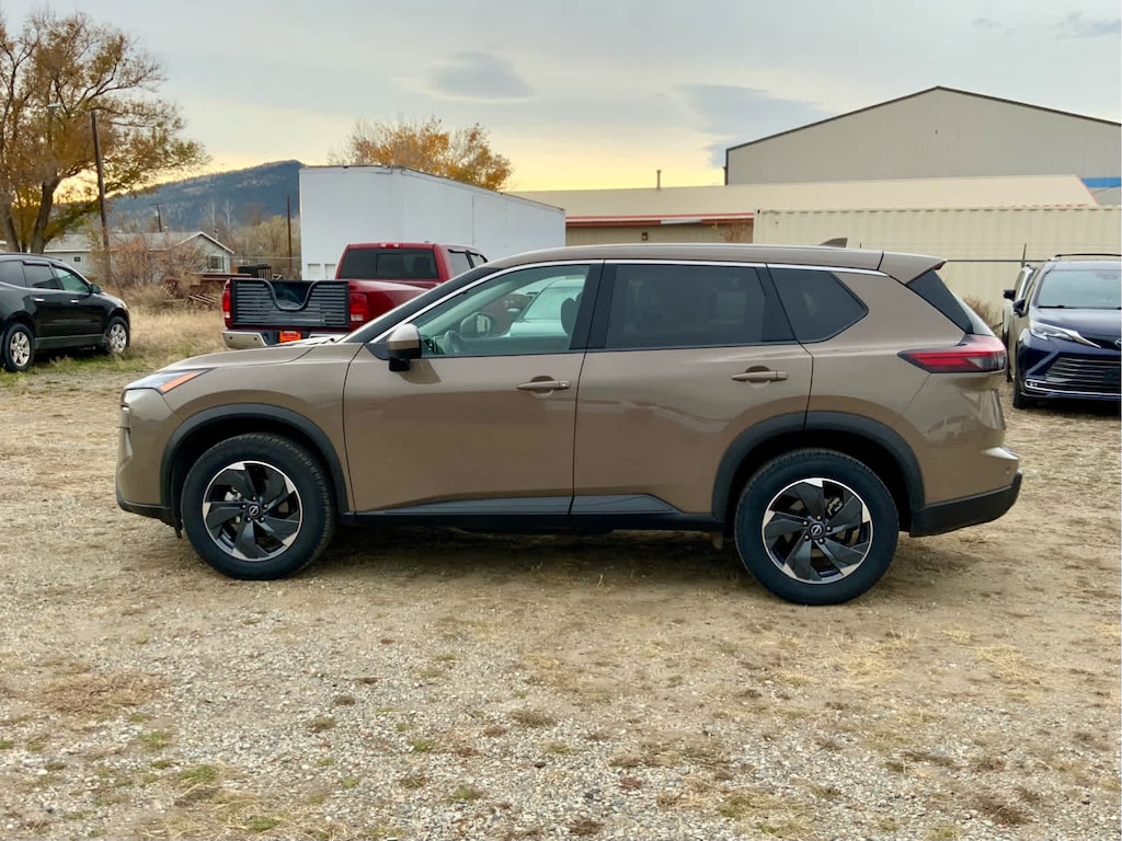 Used 2025 Nissan Rogue SV SUV