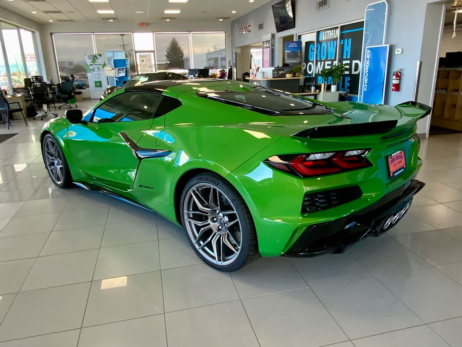 Thumbnail: 2026 Chevrolet Corvette - 3