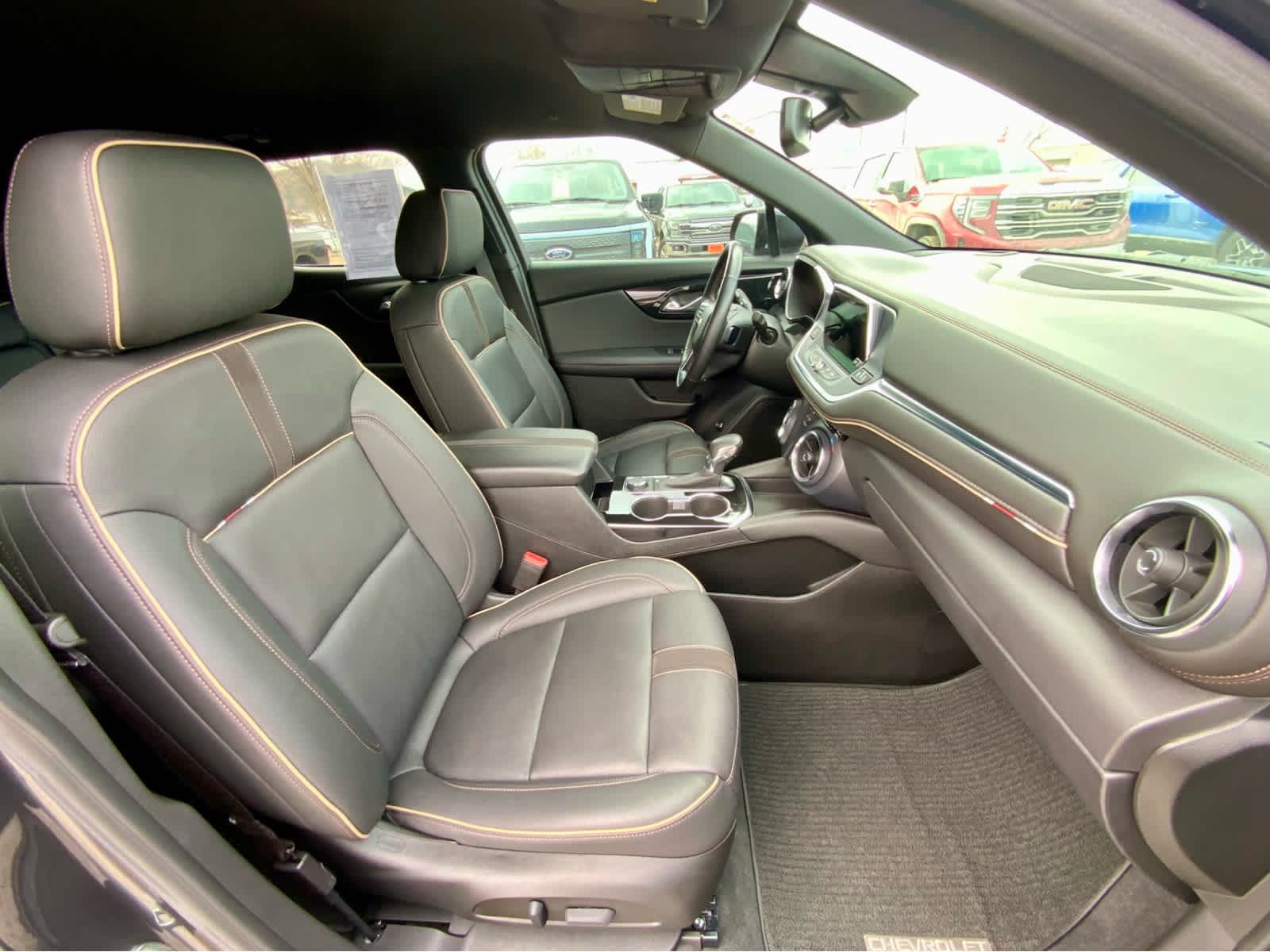 Thumbnail: 2022 Chevrolet Blazer - 23