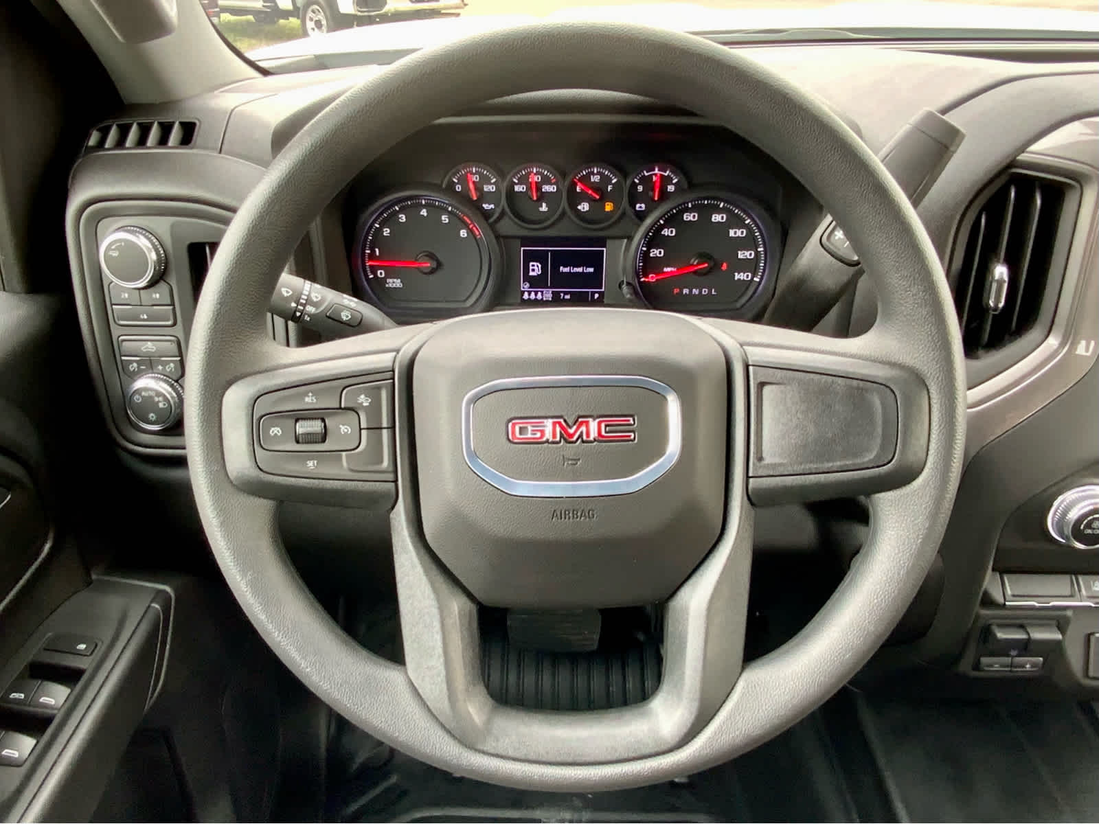 Thumbnail: 2025 GMC Sierra 3500 - 44