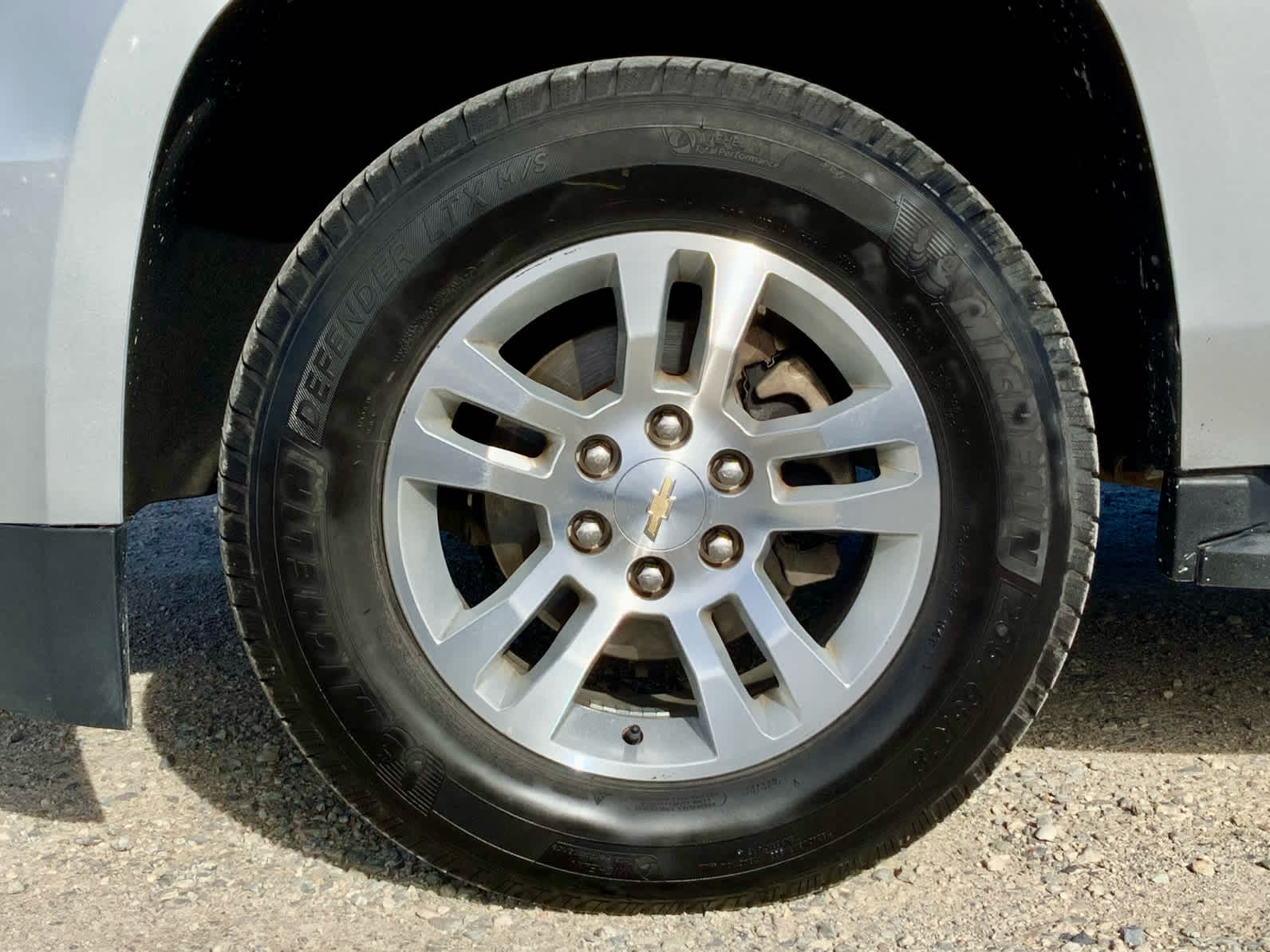 Thumbnail: 2019 Chevrolet Tahoe - 16