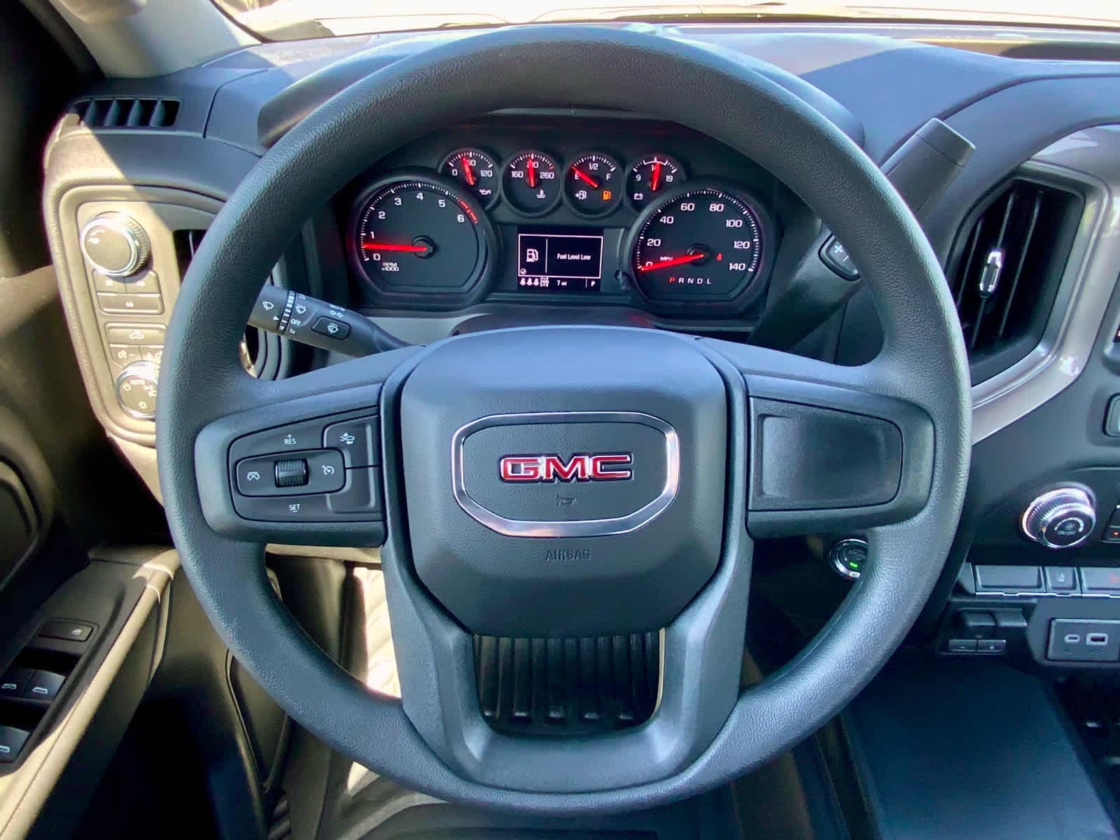 Thumbnail: 2026 GMC Sierra 2500 - 37
