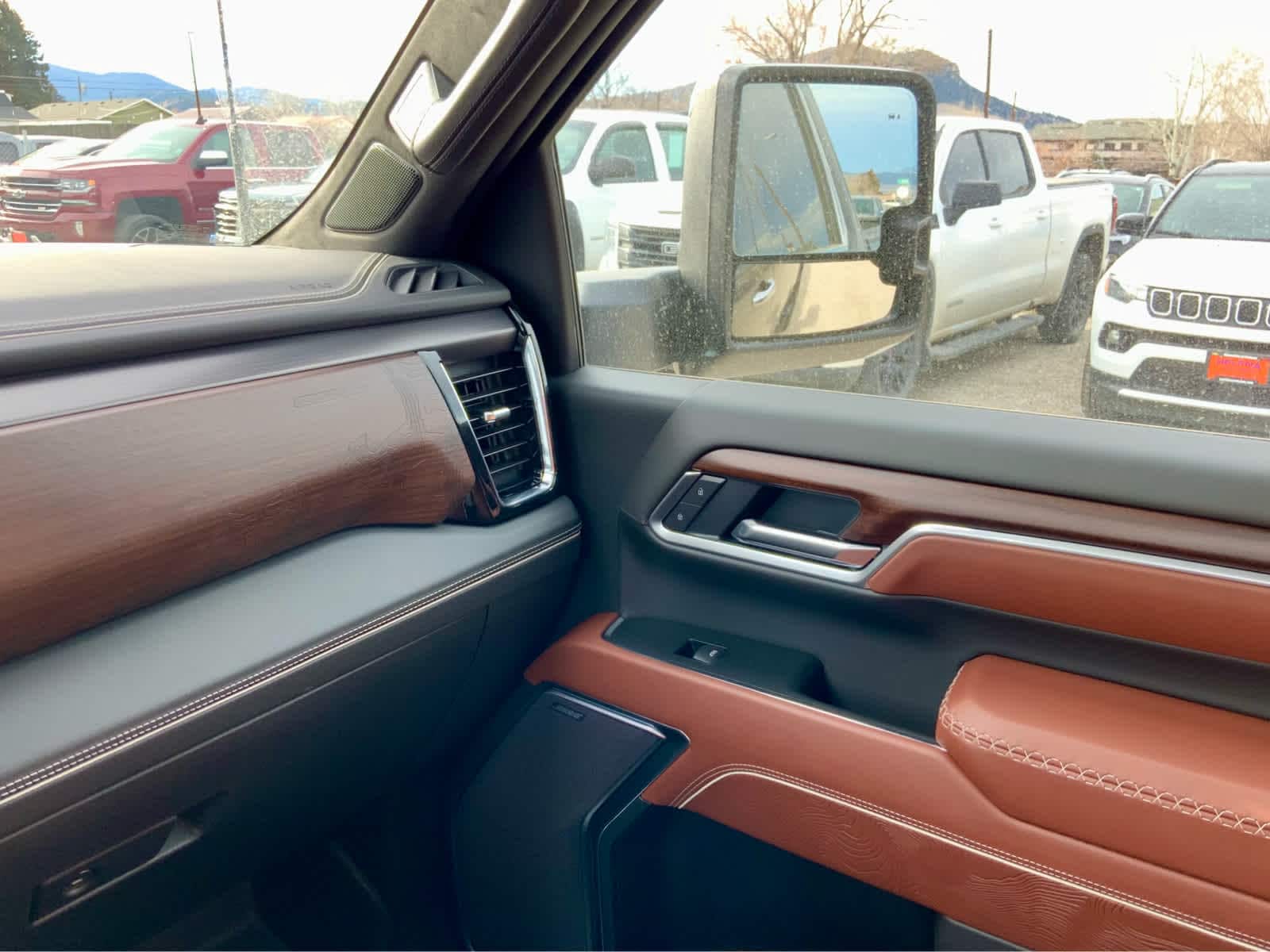 Thumbnail: 2026 GMC Sierra 3500 - 43