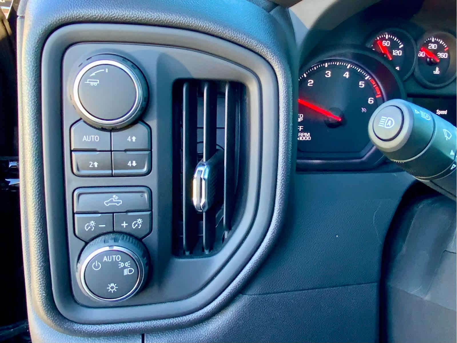 Thumbnail: 2026 Chevrolet Silverado 1500 - 45