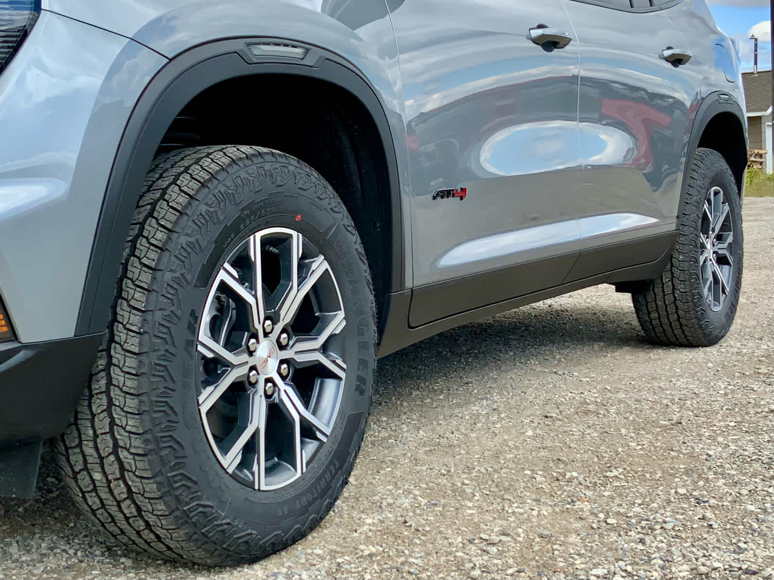 Thumbnail: 2026 GMC Acadia - 17