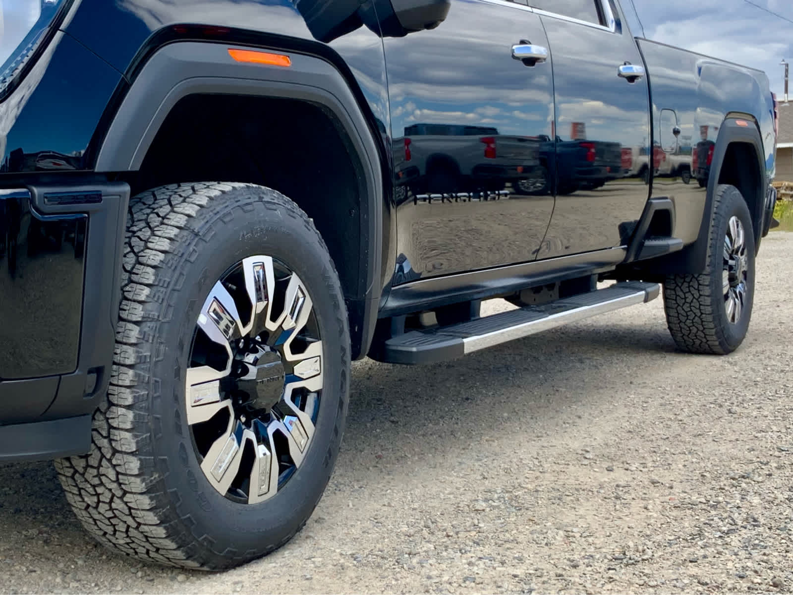 Thumbnail: 2026 GMC Sierra 2500 - 19
