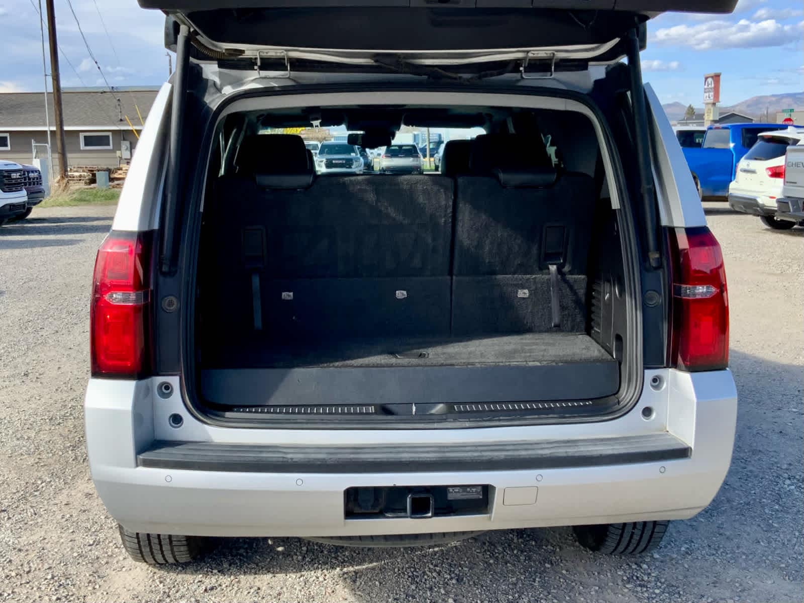 Thumbnail: 2019 Chevrolet Tahoe - 22