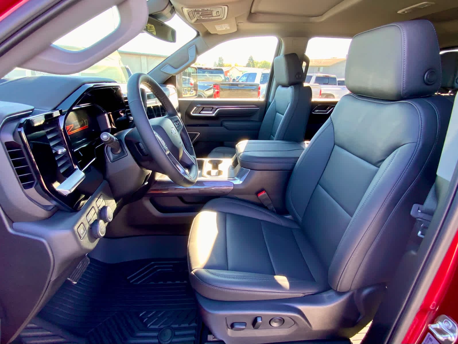 Thumbnail: 2026 Chevrolet Silverado 2500 - 25