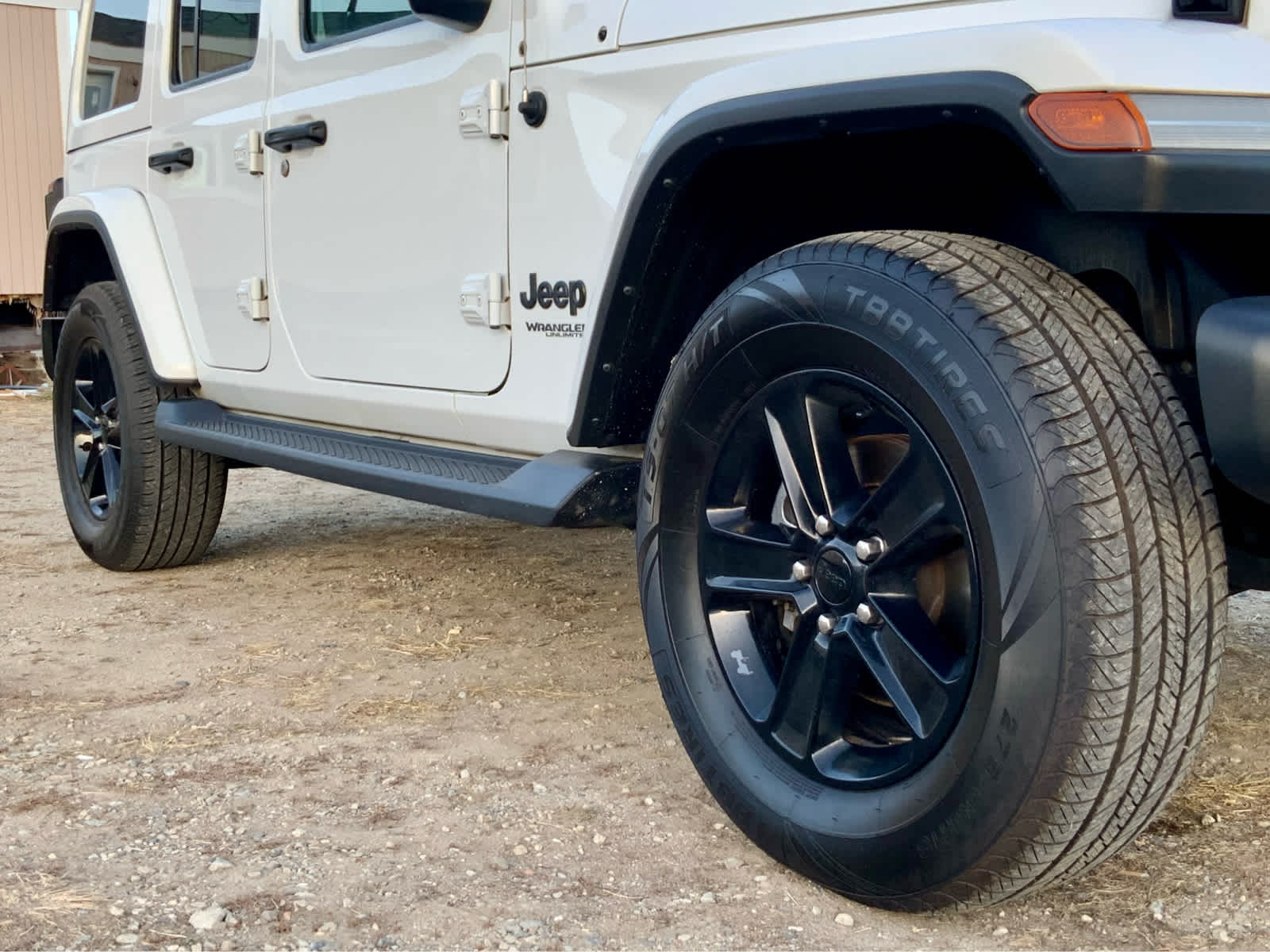 Thumbnail: 2021 Jeep Wrangler - 20