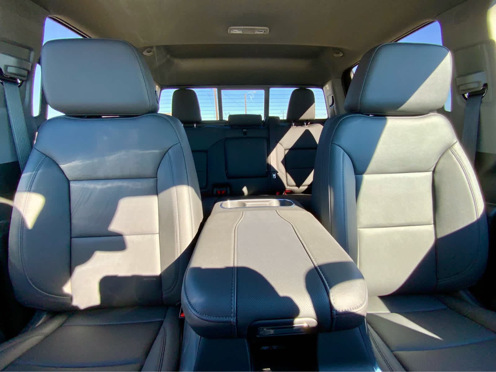 Thumbnail: 2026 Chevrolet Silverado 2500 - 32