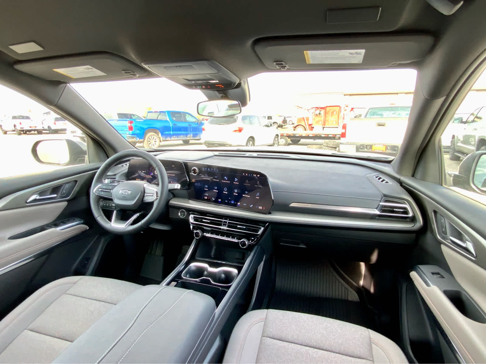 Thumbnail: 2026 Chevrolet Traverse - 33