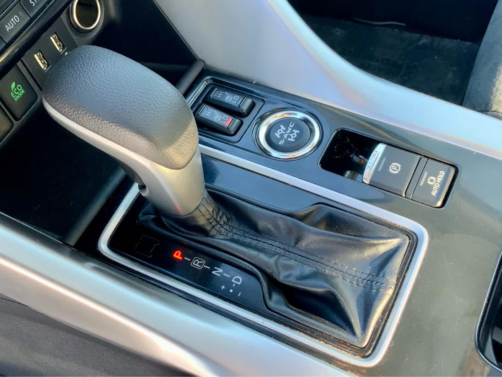 Thumbnail: 2022 Mitsubishi Eclipse Cross - 41