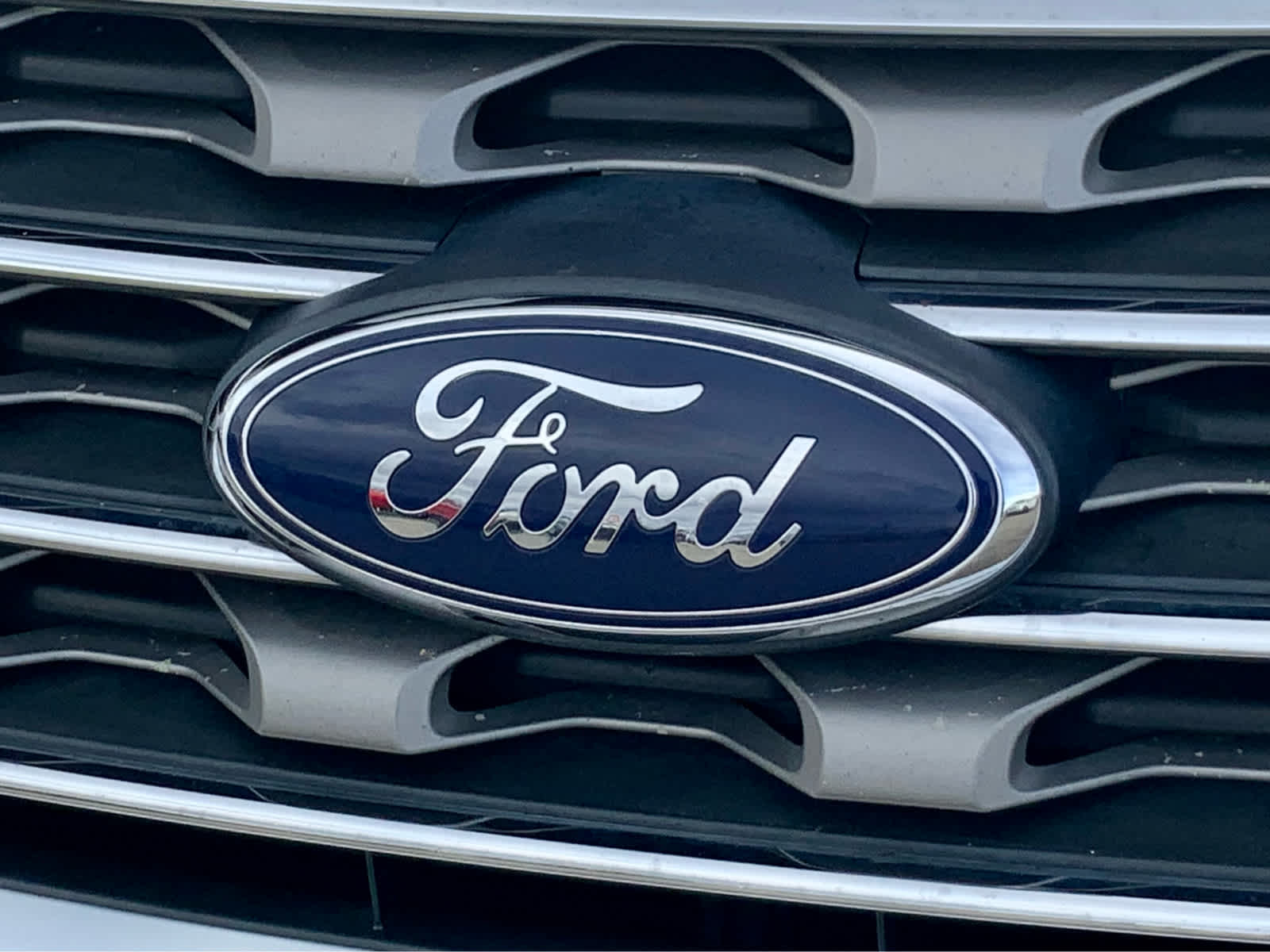 Thumbnail: 2017 Ford Explorer - 15