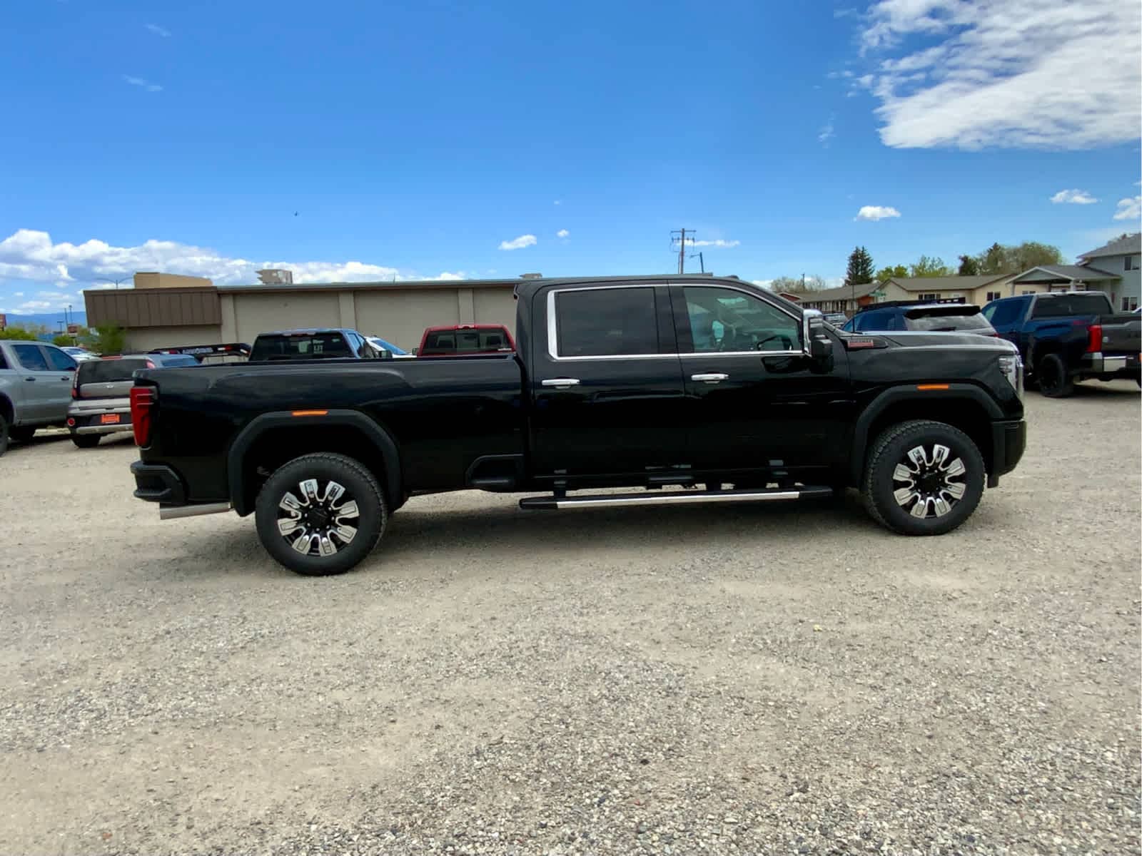 Thumbnail: 2026 GMC Sierra 2500 - 4